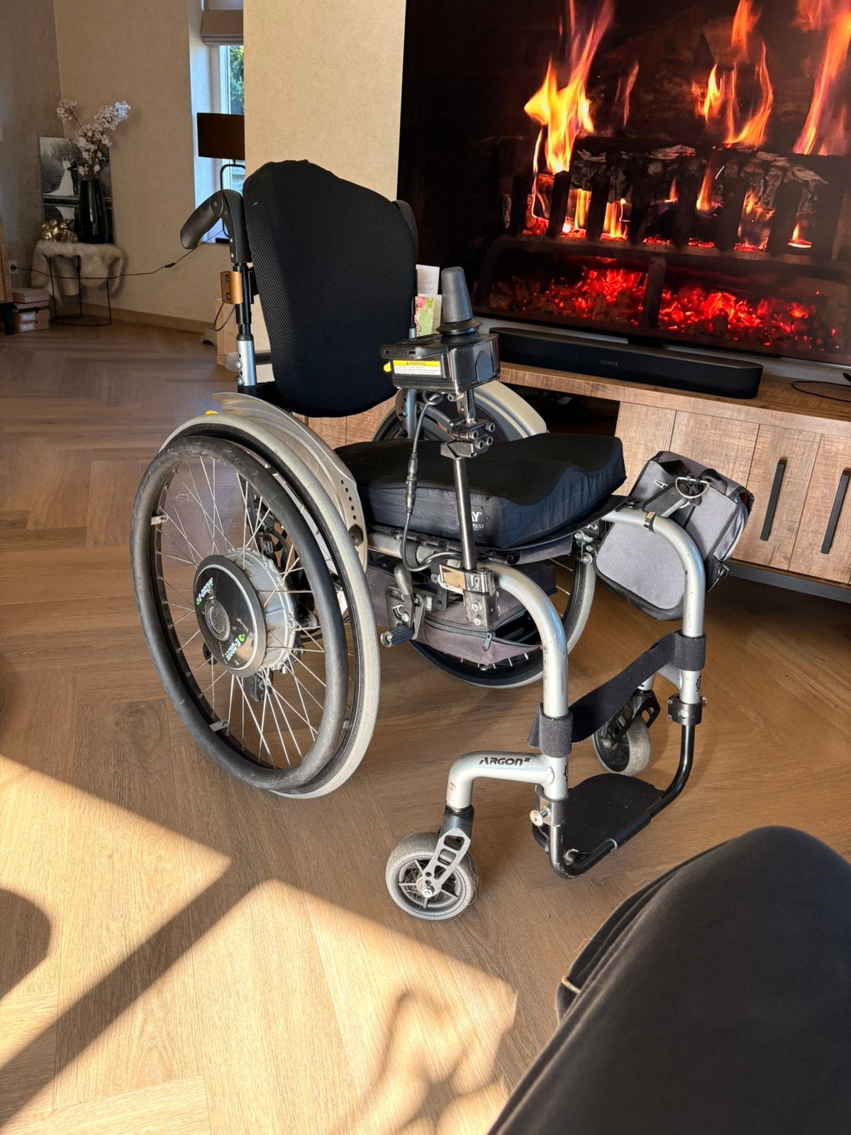 Elektrische rolstoel e-drive, Diversen, Ophalen, Zo goed als nieuw, Elektrische rolstoel