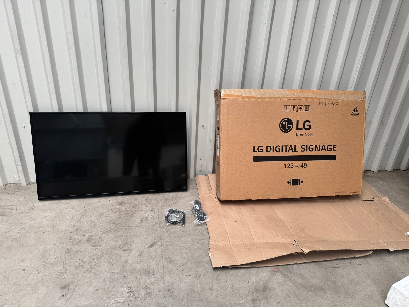 LG 49’ Professional Digital Signage Display, Ophalen, 50 Hz, Zo goed als nieuw, 100 cm of meer