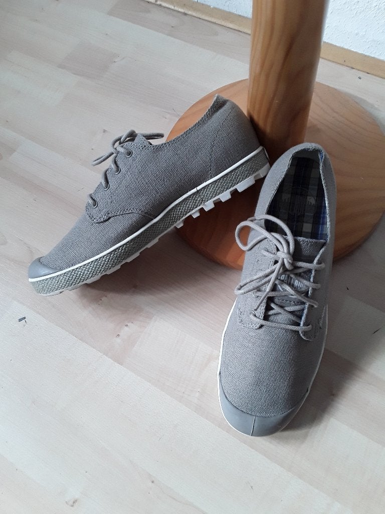 Palladium grijs mt 41 laag model canvas gymp, Overige kleuren, Verzenden, Palladium, Sneakers of Gympen
