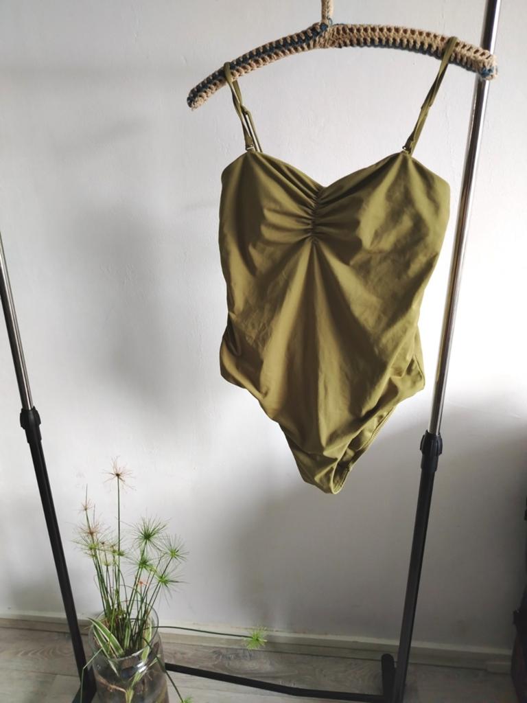 Primark Olijfgroen Badpak Maat S, Kleding | Dames, Badmode en Zwemkleding, Primark, Badpak, Ophalen of Verzenden, Zo goed als nieuw