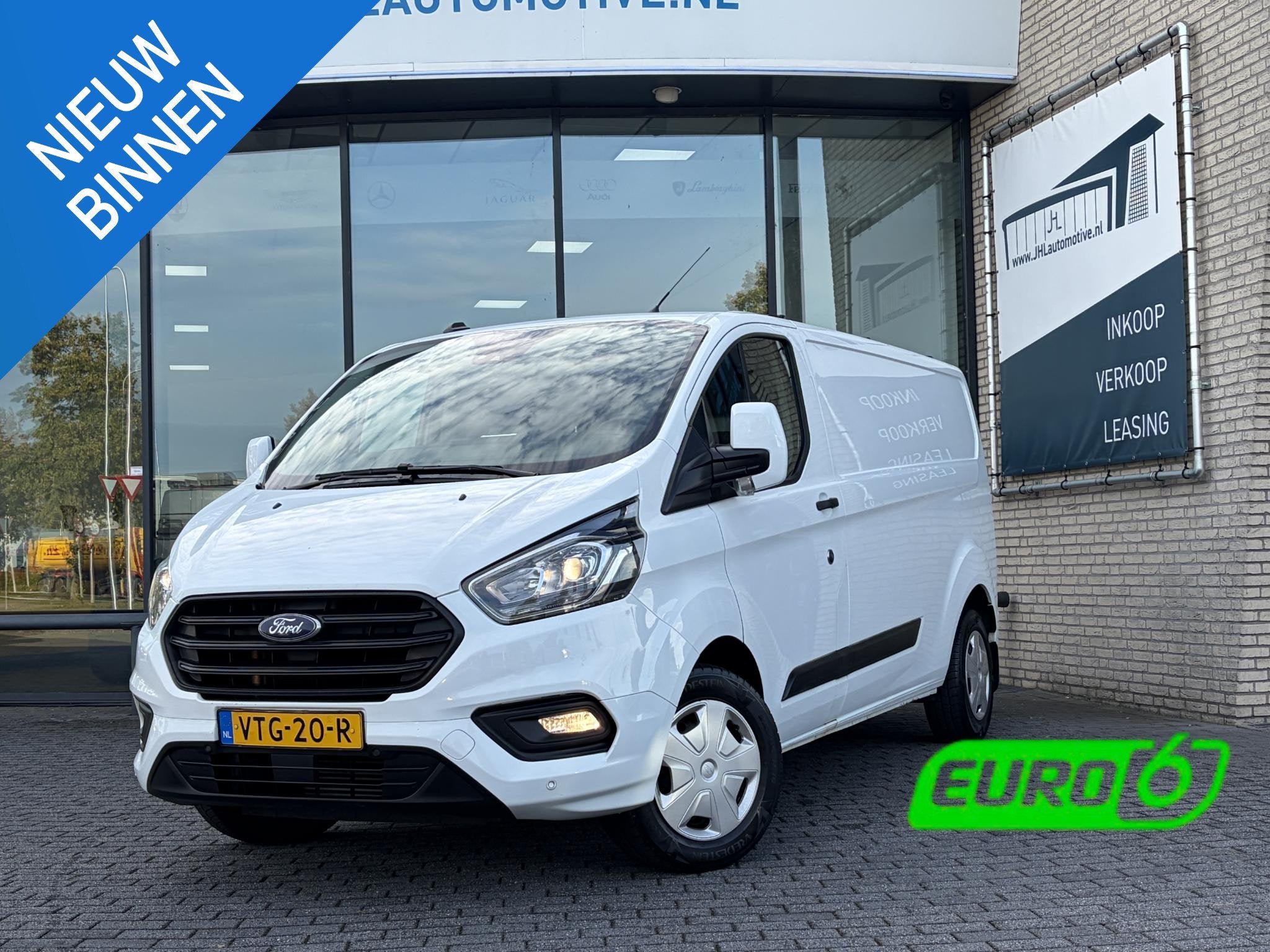 Ford Transit Custom 320 2.0 TDCI L2H1*NAVI*CAM*CRUISE*A/C*TE, Auto's, Voorwielaandrijving, Euro 6, 2800 kg, Wit