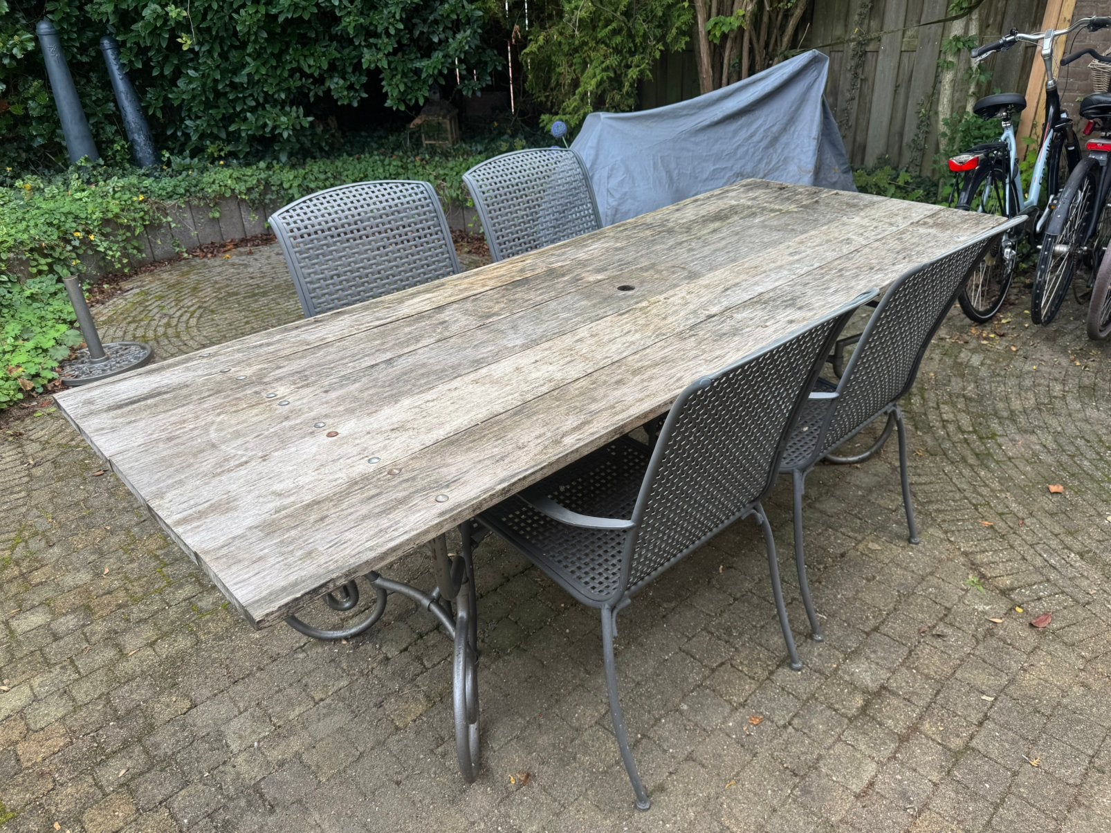Brocante Tuintafel +4 metalen stoelen Metaal frame houtblad, Ophalen, Gebruikt, Rechthoekig, Metaal