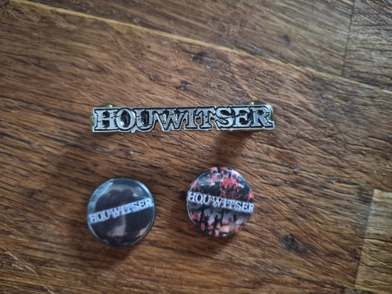 Houwitser pin en buttons; NIEUW en zeer zeldzaam, Ophalen, Nieuw, Pop, Beeldje of Miniatuur