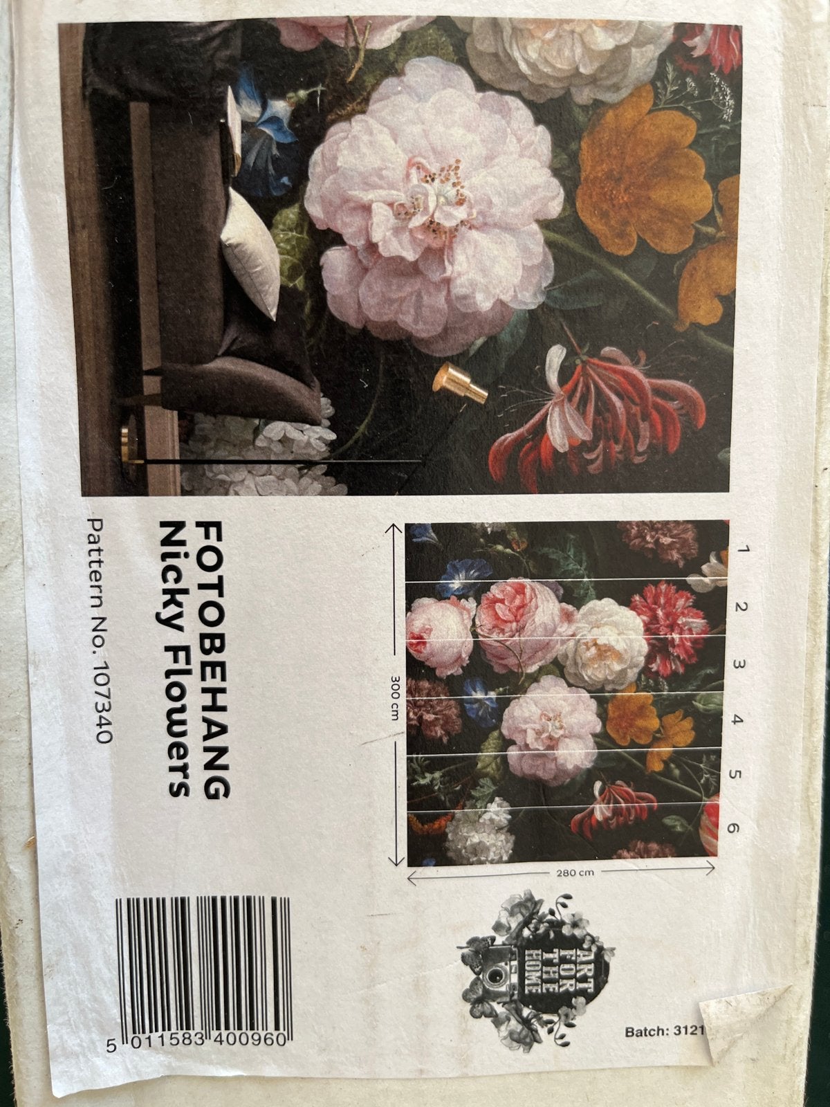Fotobehang Nicky Flowers - Bloemenpatroon 300x280cm, Bloemen, Natuurlijk, Ophalen of Verzenden, Fotobehang