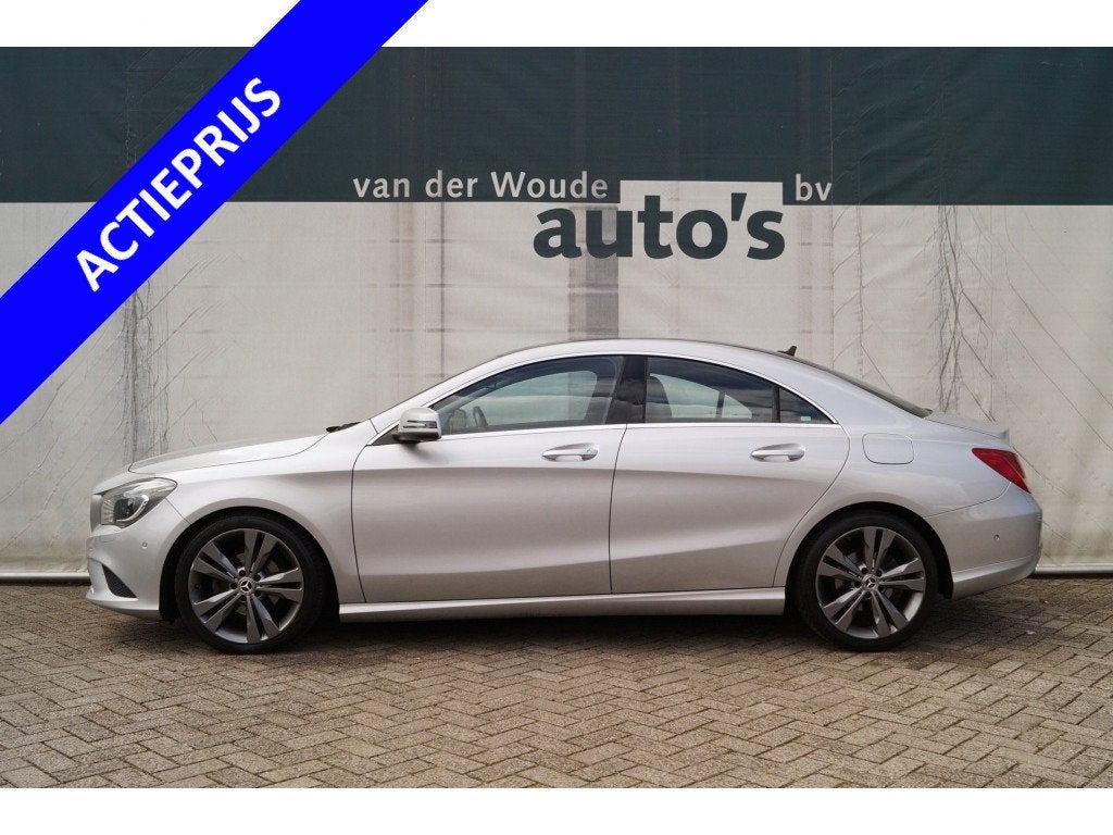 Mercedes-Benz CLA-Klasse 180 Ambition -LEER-NAVI-PDC-XENON-C, Auto's, Voorwielaandrijving, CLA, Gebruikt, Euro 6