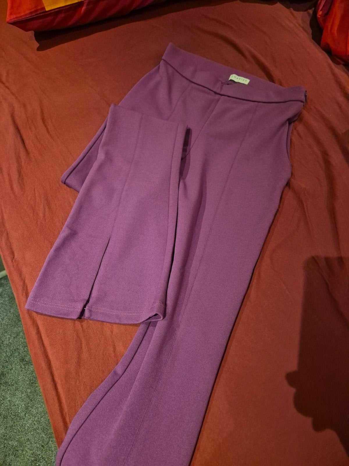 Loavies paarse broek met split - Maat S, Kleding | Dames, Broeken en Pantalons, Paars, Ophalen of Verzenden, Maat 36 (S), Lang