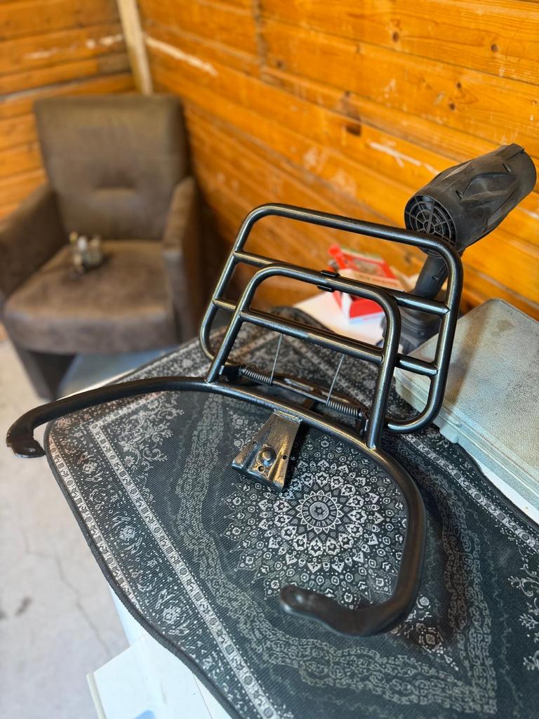 Rekje Vespa Sprint - Achterdrager, Fietsen en Brommers, Brommeronderdelen | Scooters, Ophalen, Gebruikt, Overige typen, Vespa