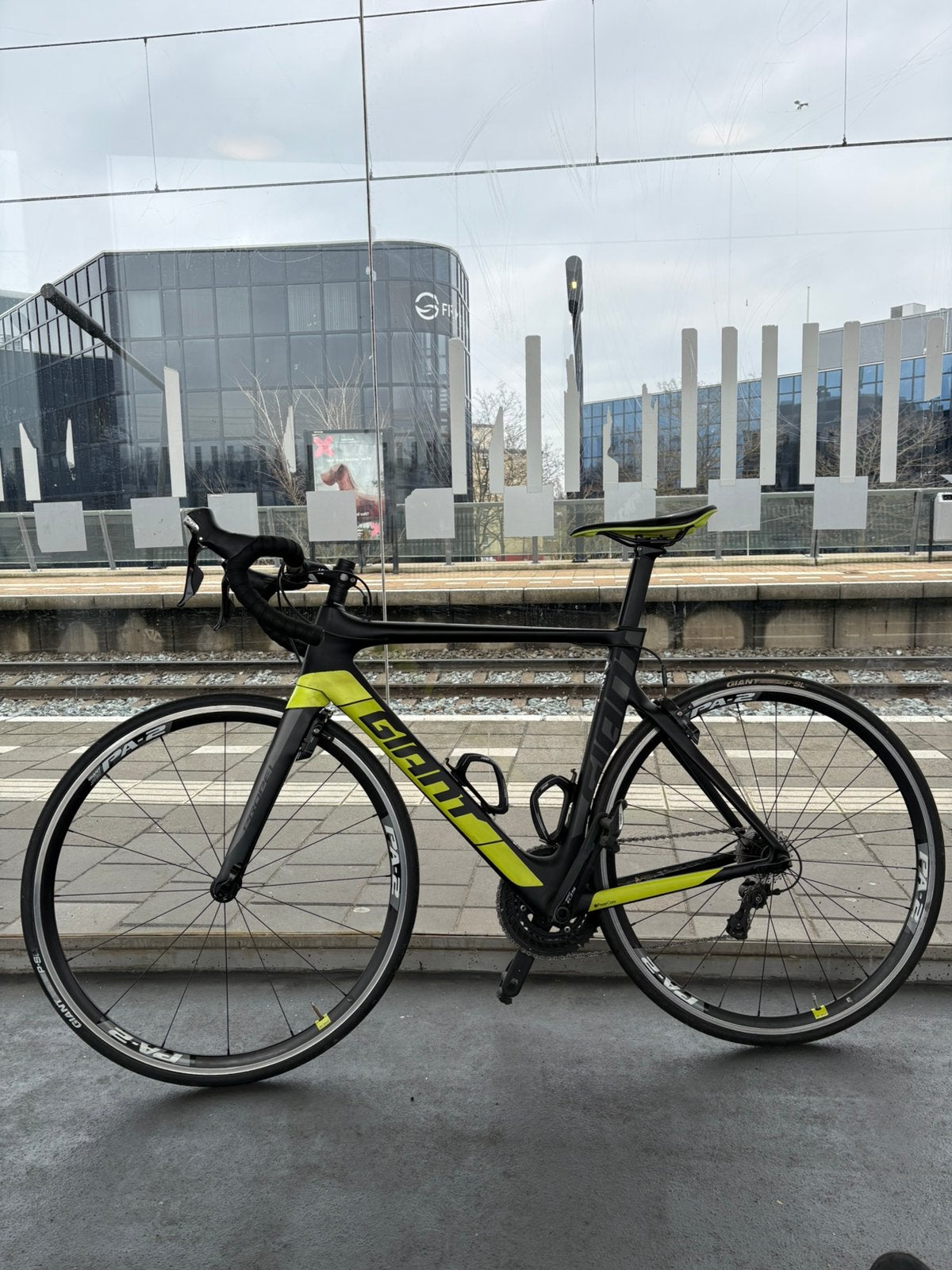Racefiets Giant Propel Advanced 2 – Full Carbon – M, Fietsen en Brommers, Carbon, Velgrem, Zo goed als nieuw, Meer dan 20 versnellingen