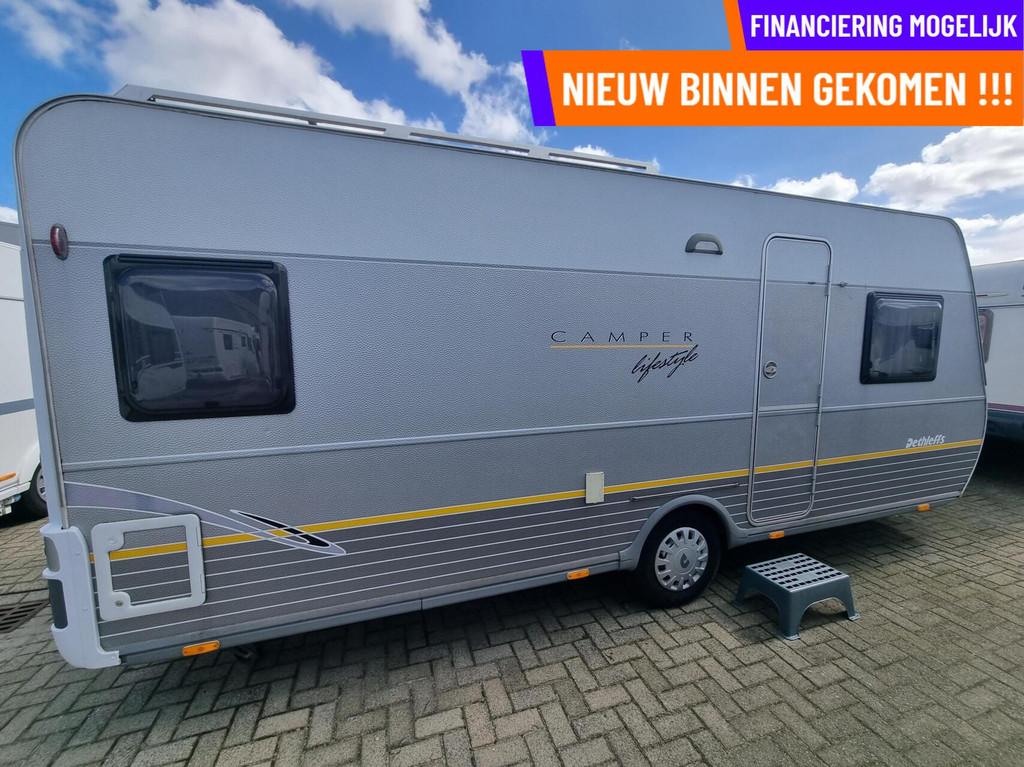 Dethleffs CAMPER LIFESTYLE 510 FRANSBED + VOORTENT + LUIFEL, Caravans en Kamperen, Caravans, Rondzit, 7 tot 8 meter, Bedrijf, Dethleffs