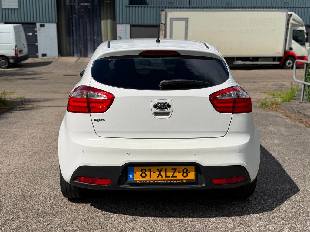 Kia Rio 1.2 CVVT Super Pack 5DRS Clima! PDC! LED! Keyless 1, Euro 5, 4 cilinders, Wit, Origineel Nederlands