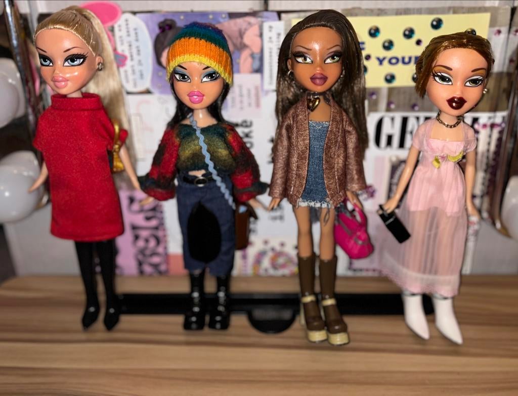 BRATZ poppen met accessoires en kleding, Ophalen of Verzenden, Gebruikt, Overige typen