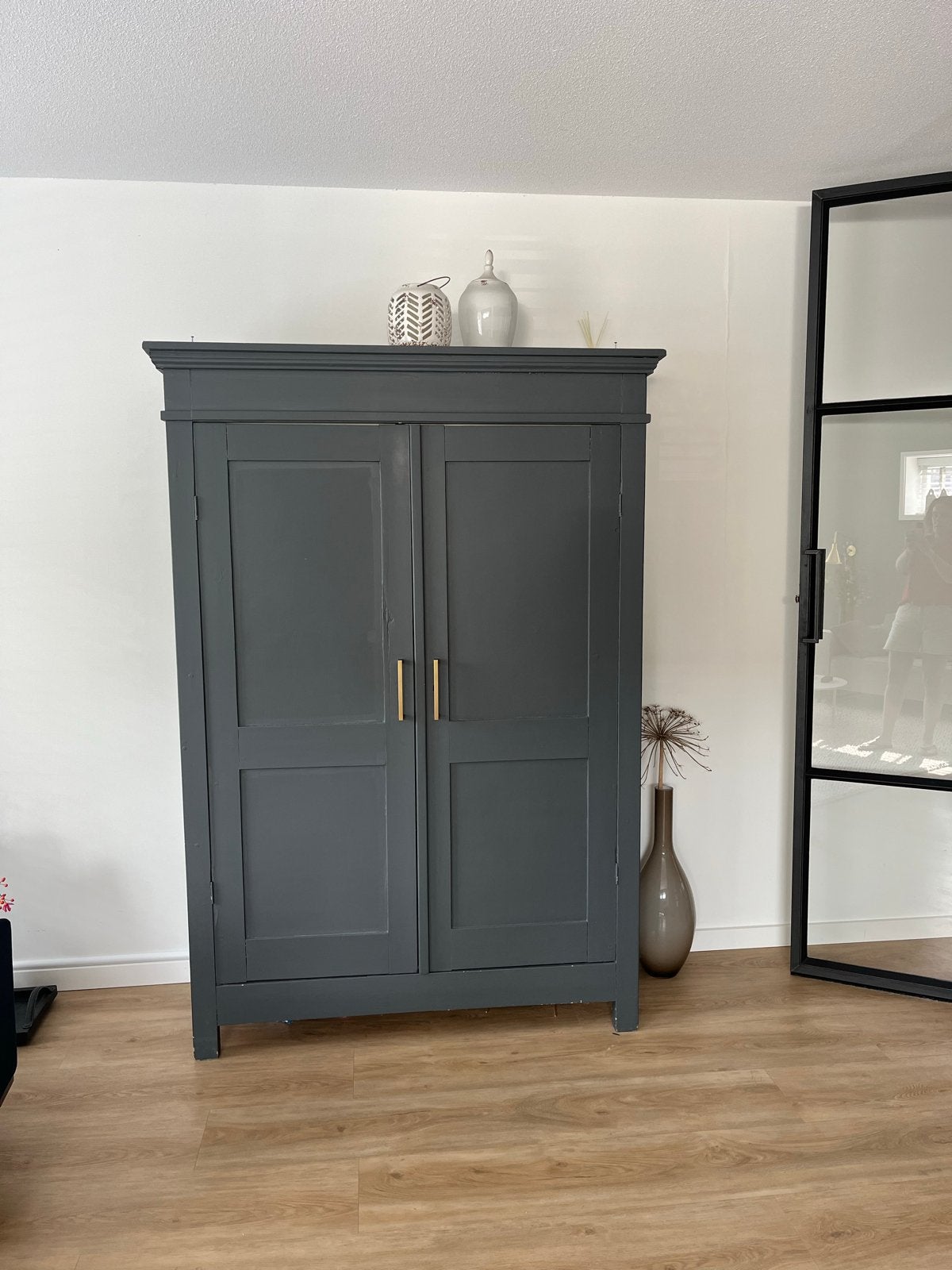 Vintage linnenkast met dubbele deuren, Huis en Inrichting, Kasten | Kledingkasten, Ophalen, Gebruikt, 50 tot 100 cm, 150 tot 200 cm