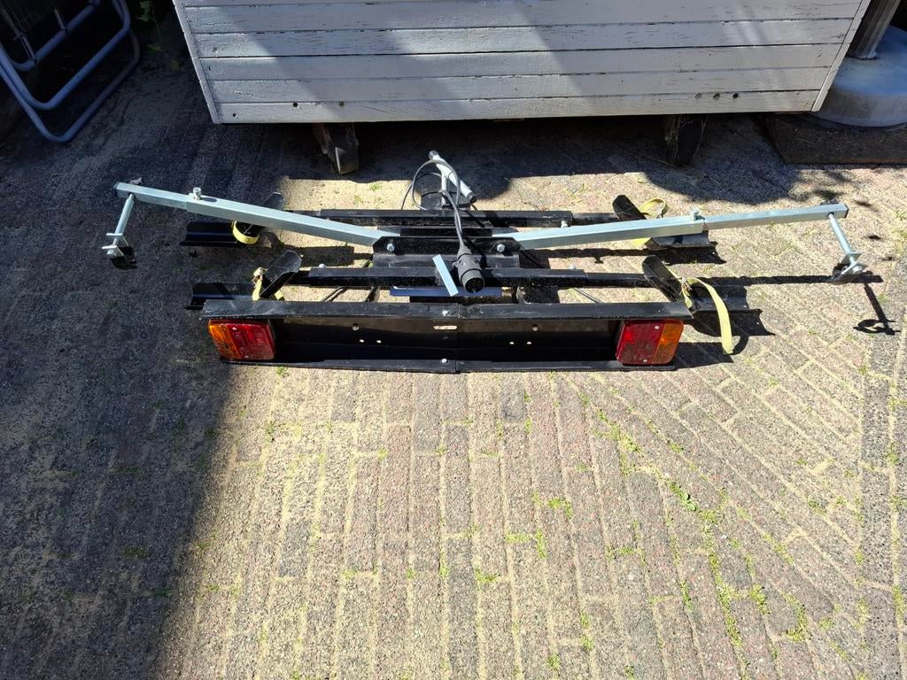 Stevige kantelbare trekhaak fietsendrager voor 2 fietsen, Ophalen, 2 fietsen, Gebruikt, Trekhaakdrager