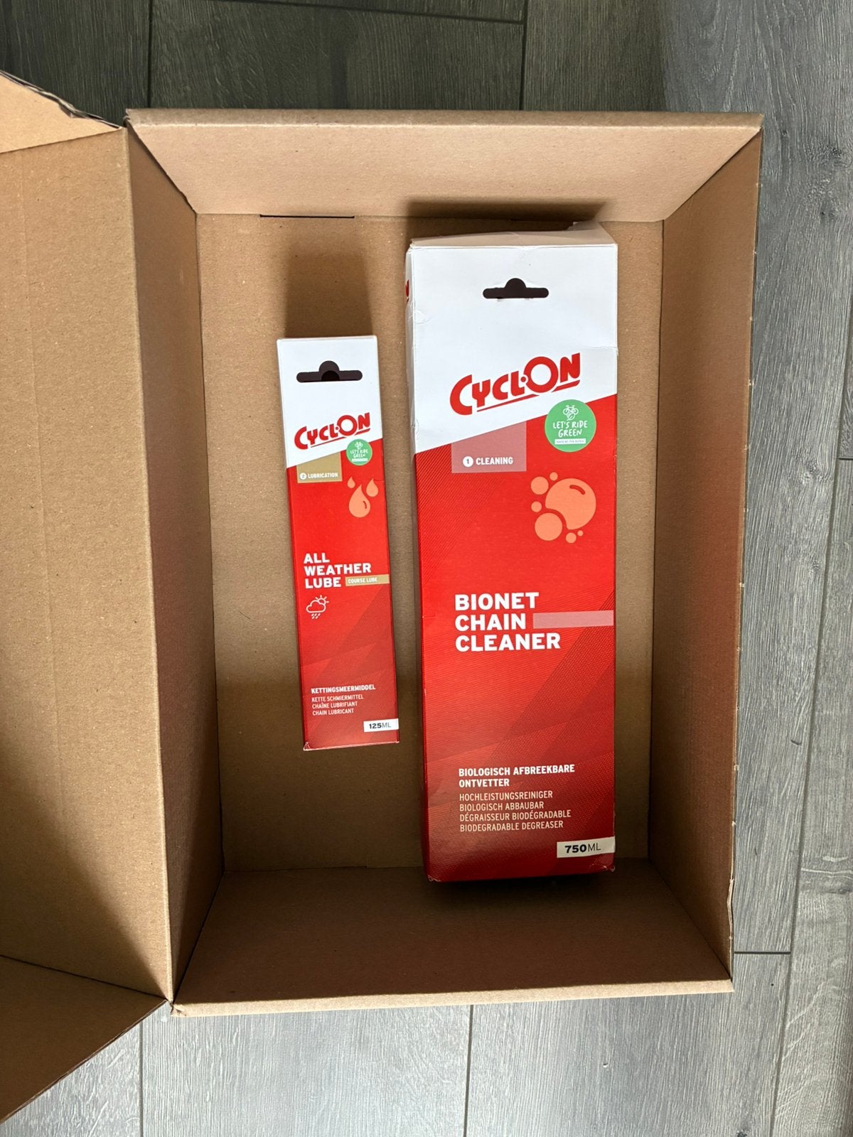 Cyclon Kettingsmeermiddel & Ontvetter, Ophalen of Verzenden, Zo goed als nieuw