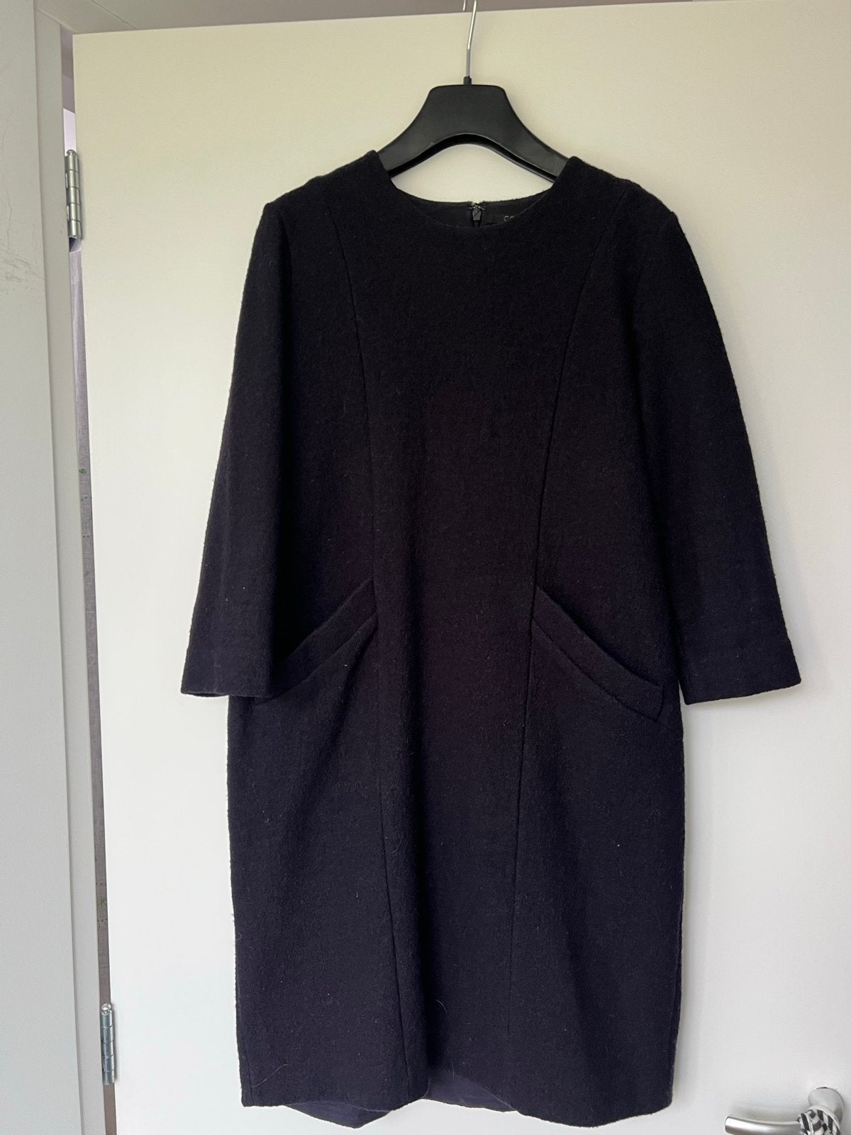 COS wollen jurk - donkerblauw - Maat M, Kleding | Dames, Jurken, Maat 38/40 (M), Zwart, Ophalen of Verzenden, Zo goed als nieuw