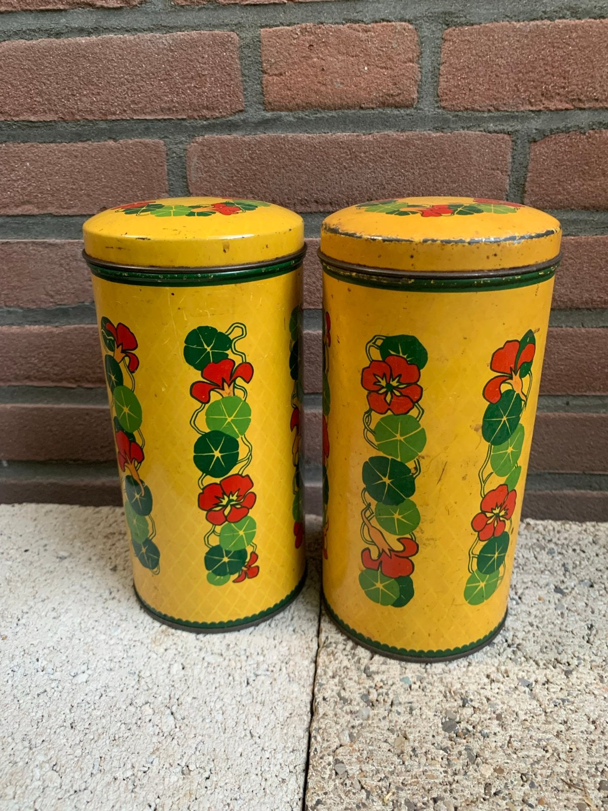 Set van 2 vintage blikken bussen met bloemmotief, Ophalen of Verzenden