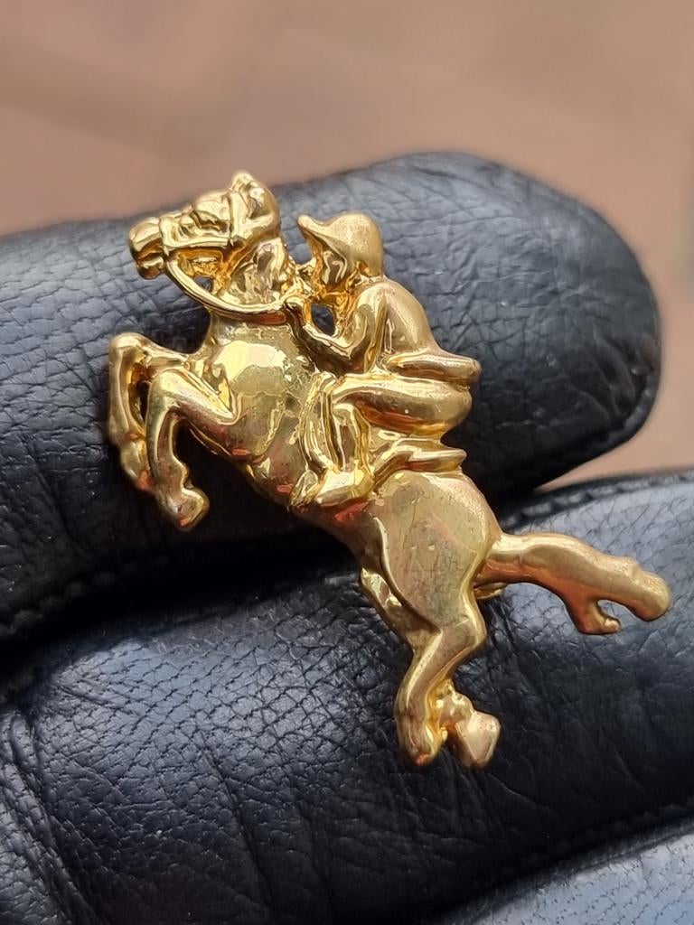 Vintage 80's paard met jockey broche, Antiek en Kunst, Ophalen of Verzenden