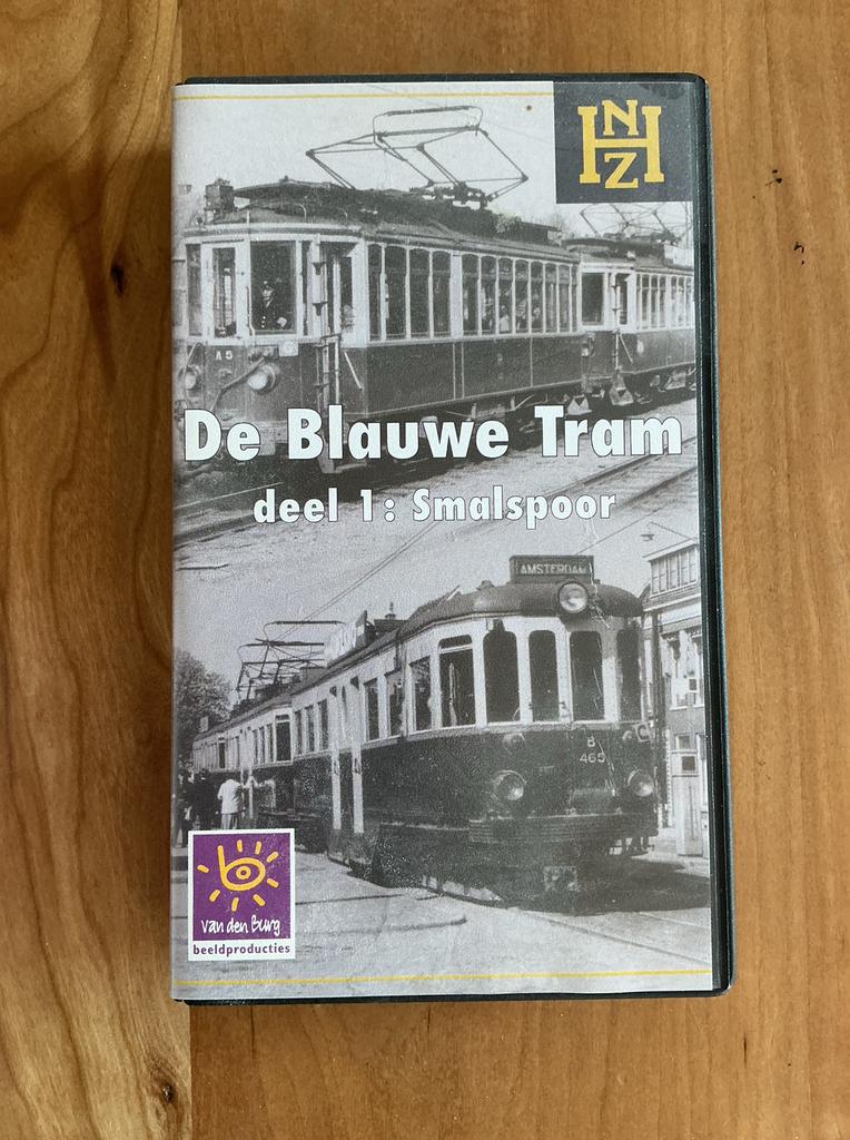 De Blauwe Tram deel 1 Smalspoor op VHS CASSETTE nieuw, Ophalen of Verzenden, Zo goed als nieuw, Nederlandstalig, 1 bandje
