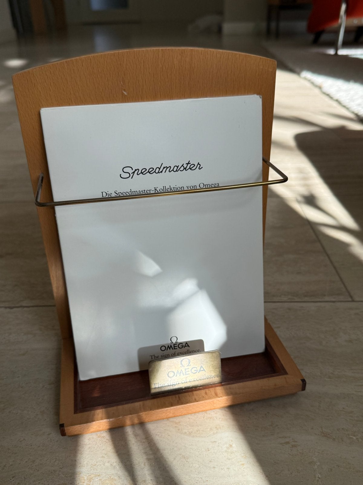 Omega Speedmaster Display Standaard Hout sign of excellence, Ophalen of Verzenden, Zo goed als nieuw, Overige materialen, Omega