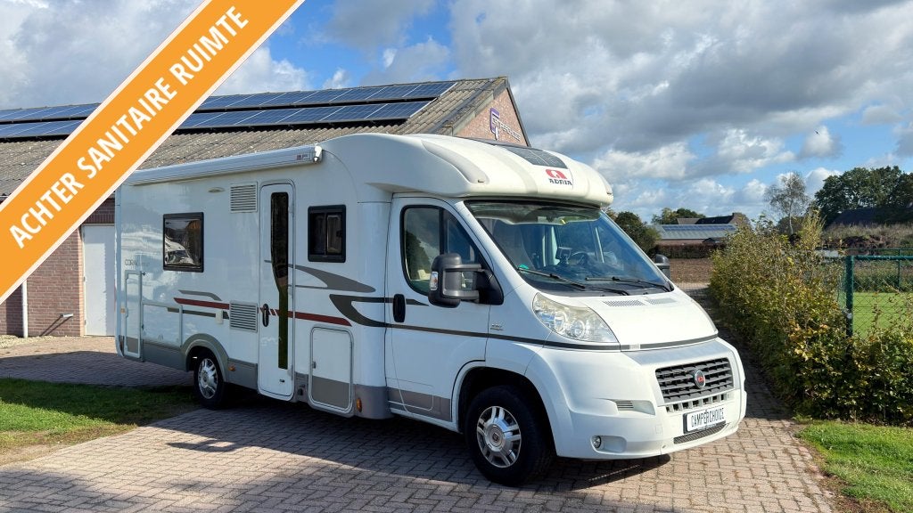 Adria Coral S 670 SLT | 2013 | 114 kKm | lage lengtebedden, Adria Mobil, Fiat, 7 tot 8 meter, Bedrijf