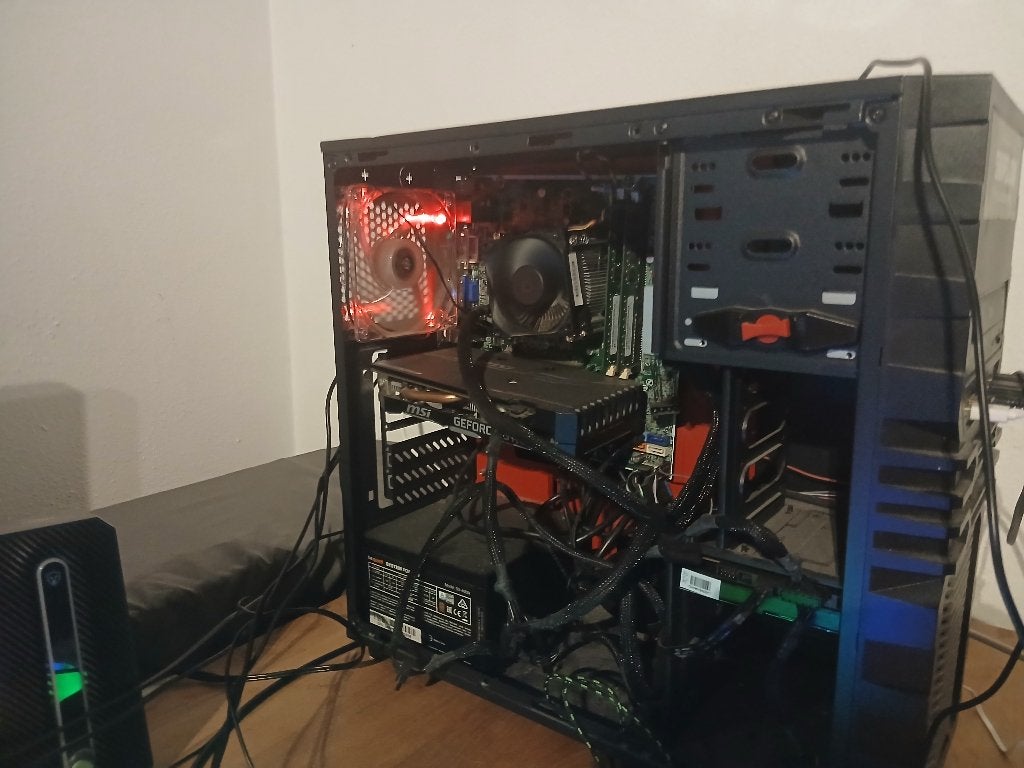 Buget game pc, Spelcomputers en Games, Games | Pc, Ophalen, Gebruikt, Overige genres, 1 speler