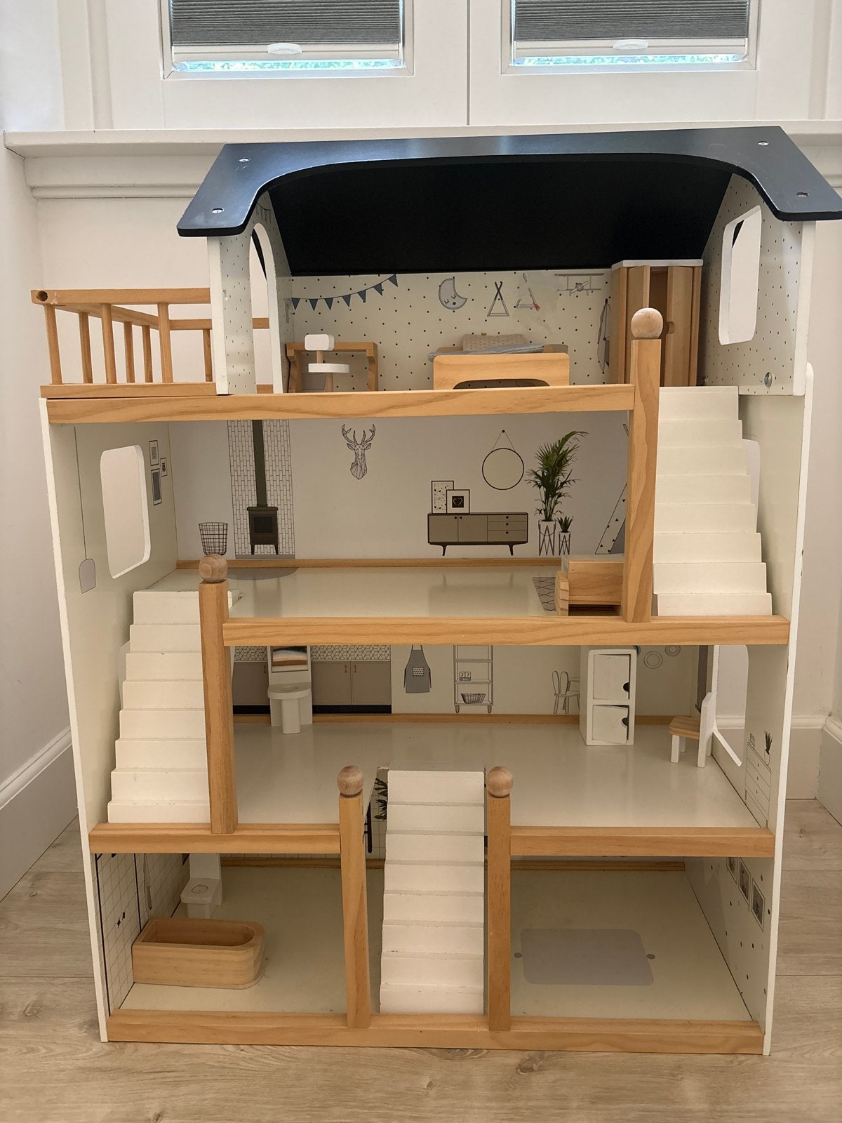 Groot Houten Poppenhuis - Petite Amélie, Ophalen, Gebruikt, Poppenhuis