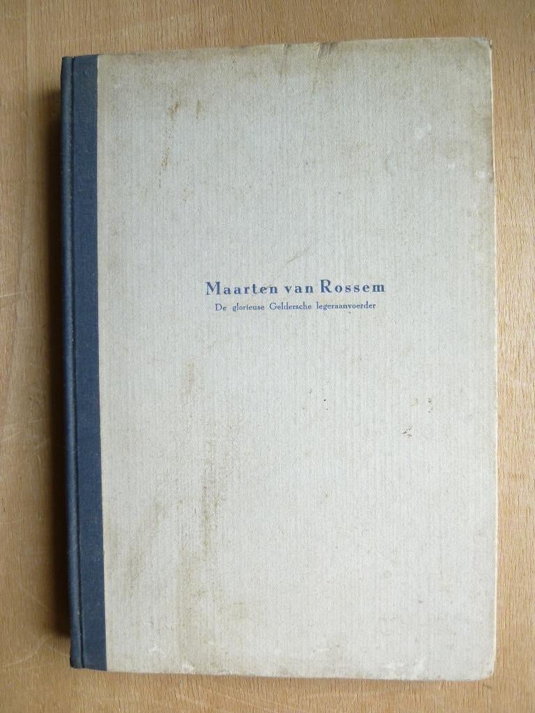Oud boekje over Maarten van Rossem, Boeken, Ophalen of Verzenden, Gelezen