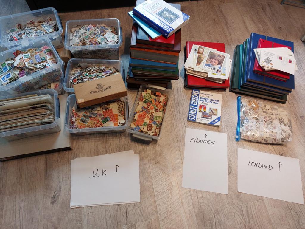 Enorm veel postzegels Groot-Brittannië + koloniën & Ierland, Postzegels en Munten, Ophalen of Verzenden, Buitenland