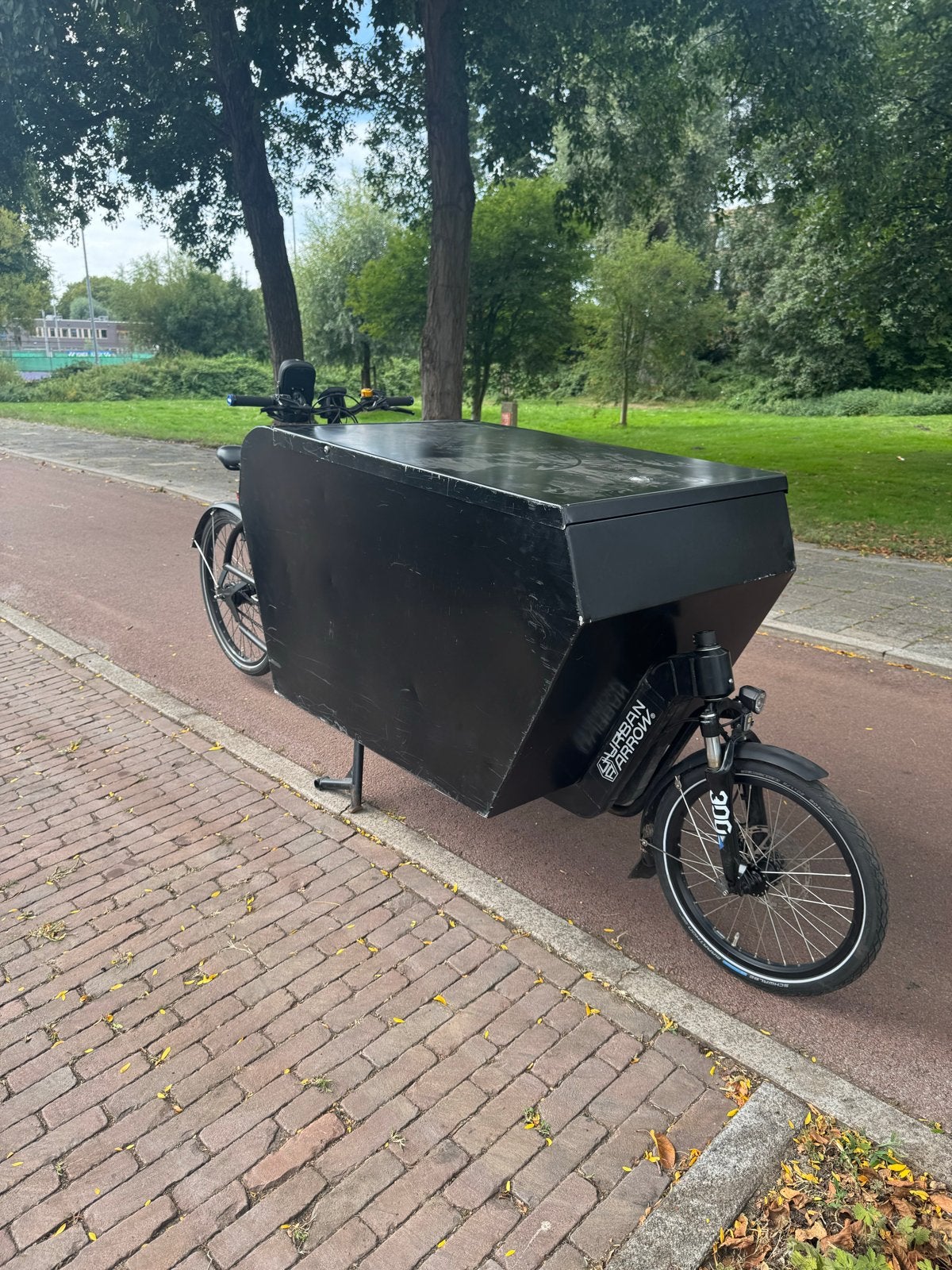 Urban Arrow Cargo XL Bakfiets - Ideaal voor goederenvervoer, Fietsen en Brommers, Fietsen | Bakfietsen, Gebruikt, Goederen, Elektrisch
