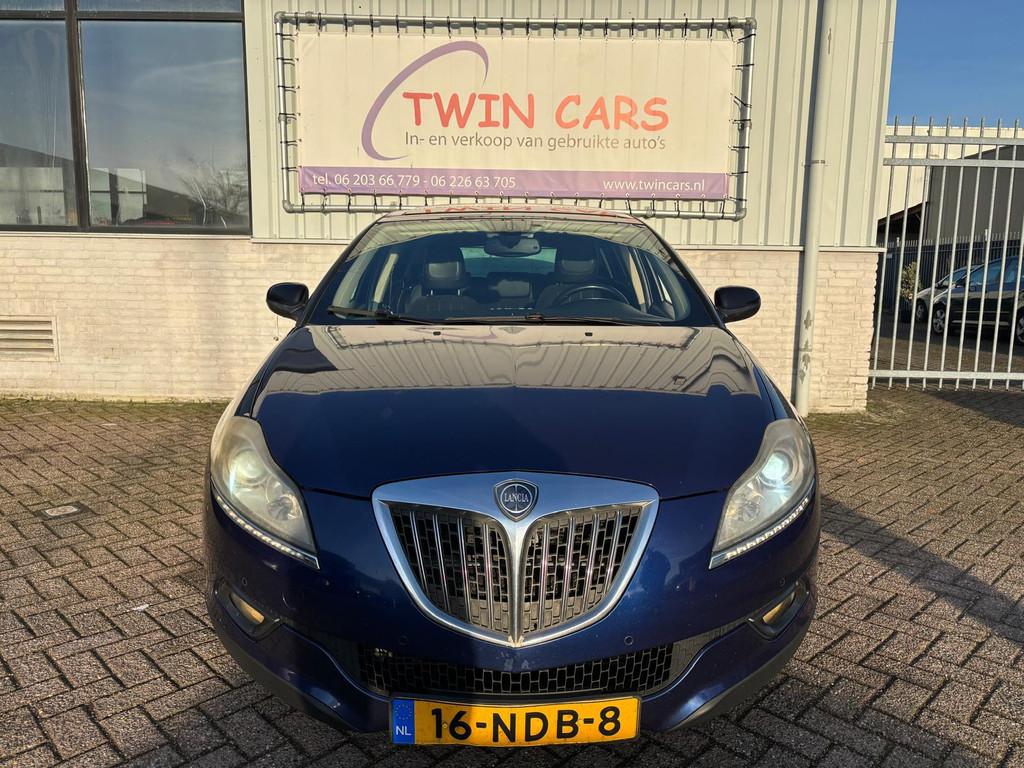 Lancia Delta 1.4-16V Platino Exnon Leer Navi Pano, Voorwielaandrijving, 15 km/l, Gebruikt, 1295 kg