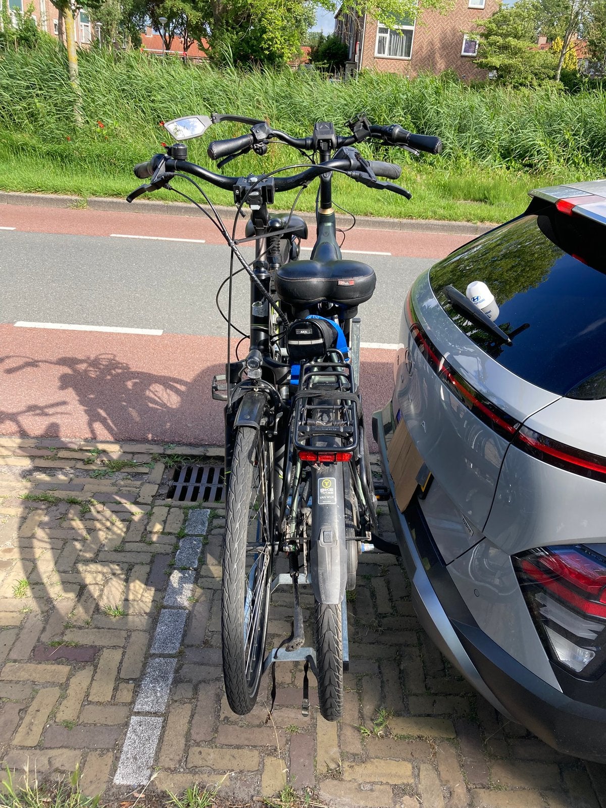 Minder hoge makkelijke Fietsdrager, inklapbaar. Lichtgewicht, Ophalen, Gebruikt, 2 fietsen, Trekhaakdrager