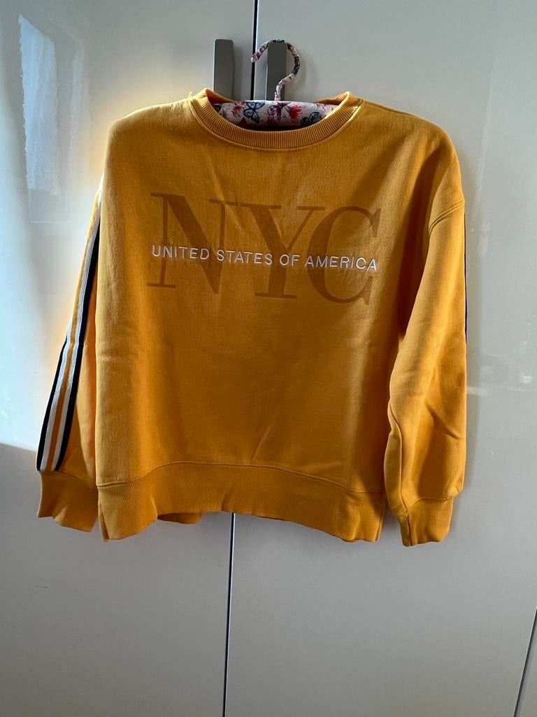 Gele trui met NYC print, Ophalen of Verzenden, Zo goed als nieuw, Meisje, Trui of Vest