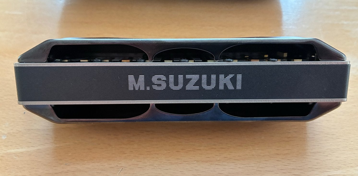 Suzuki Sirius S48-B chromatische bas harmonica met boeken, Overige typen, Chromatisch, Ophalen of Verzenden, Zo goed als nieuw