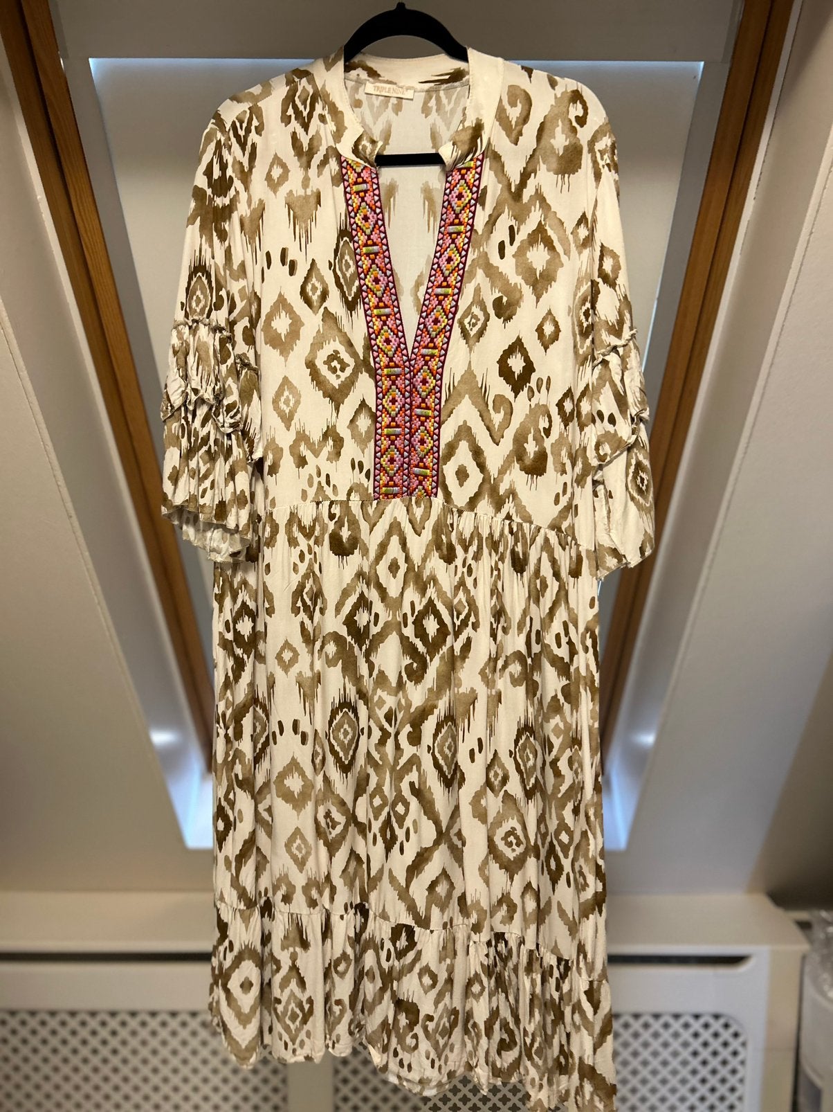 Triple Nine zomerjurk, Beige, Maat 42/44 (L), Ophalen of Verzenden, Zo goed als nieuw
