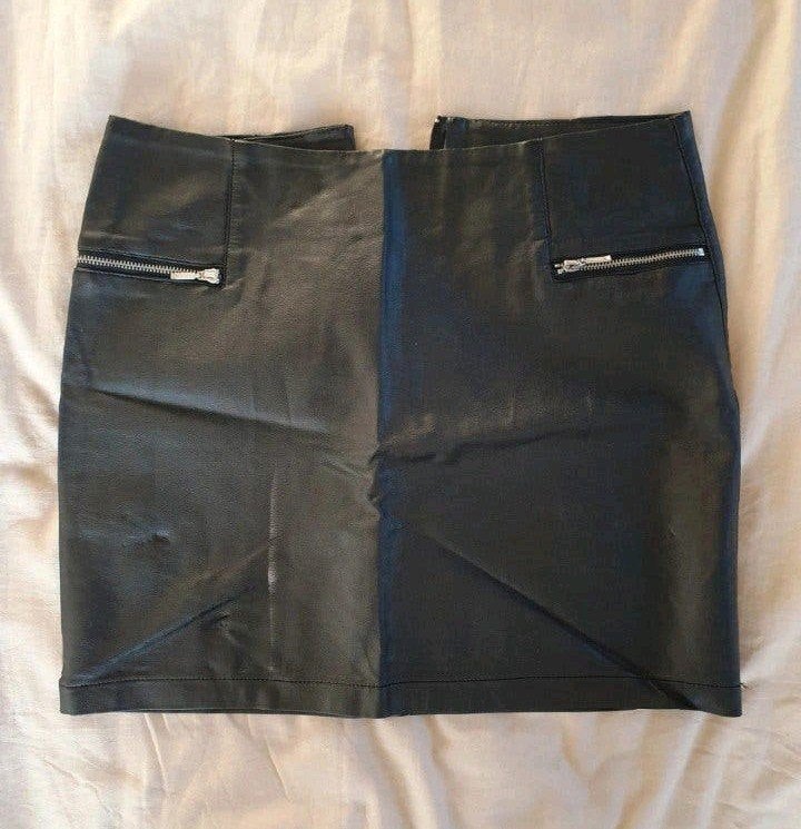 Zara mt M ongeveer nieuw 🖤 leren rokje, Kleding | Dames, Maat 38/40 (M), Nieuw, Ophalen of Verzenden, Boven de knie