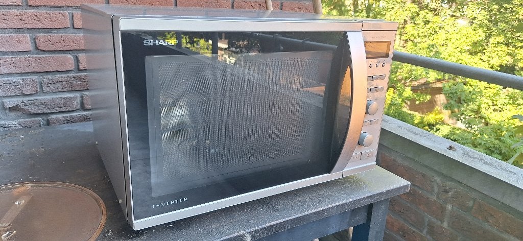 Sharp Combimagnetron - Zilverkleurig, Inverter Technologie, Witgoed en Apparatuur, Magnetrons, Ophalen, Combimagnetron, Gebruikt
