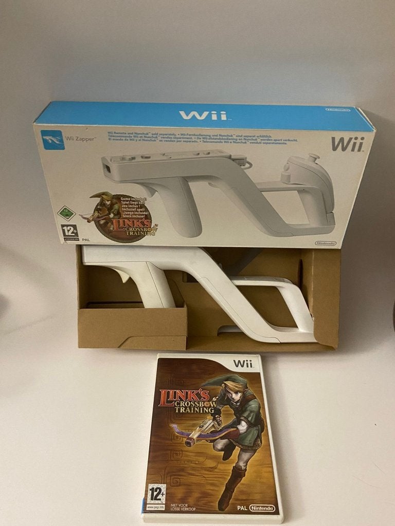 Spel Link’s Crossbow Training met Wii Zapper Nintendo Wii, Ophalen of Verzenden, Zo goed als nieuw, Sport, 3 spelers of meer