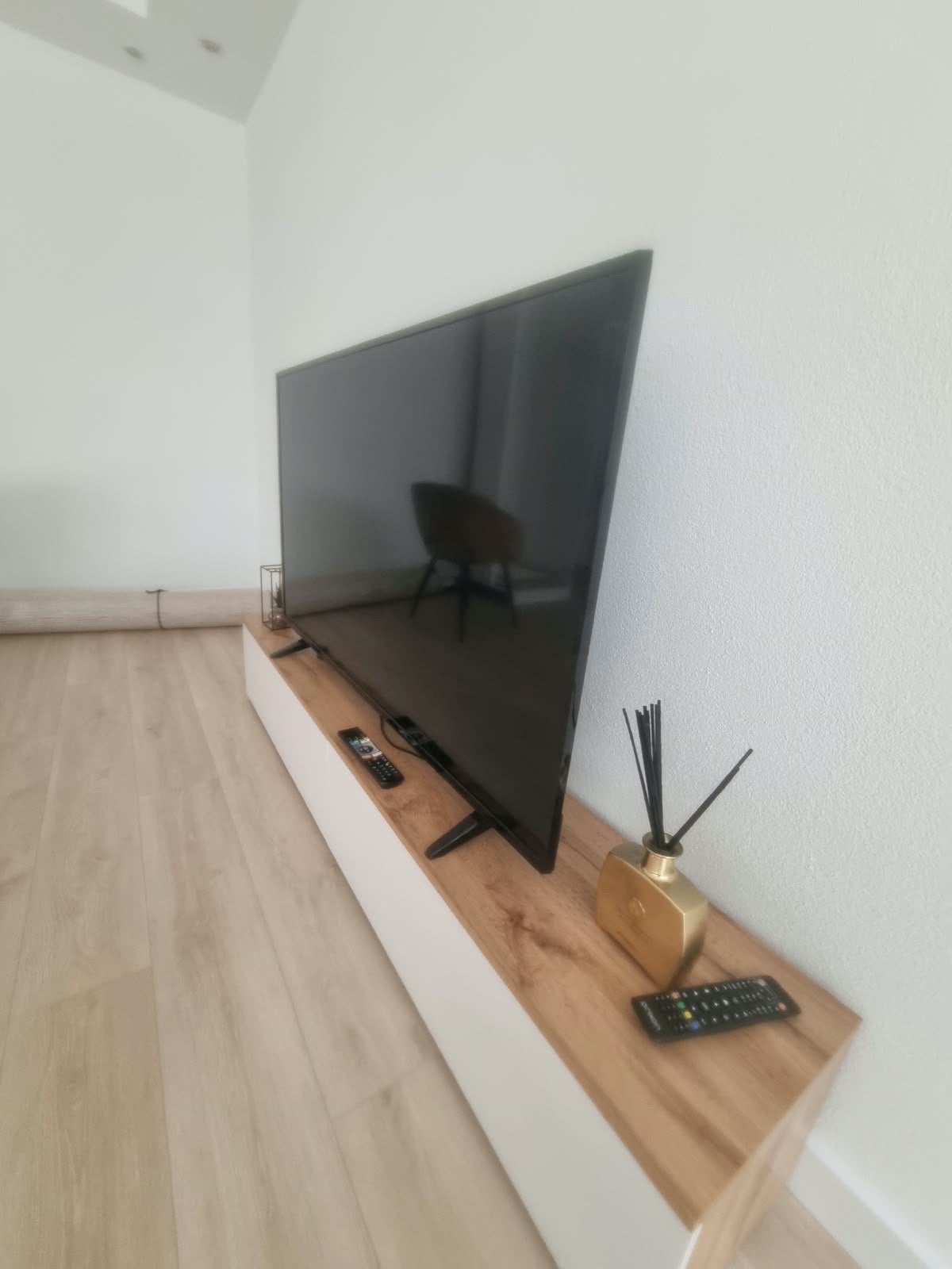 OK. 55 inch 4K UHD Smart TV