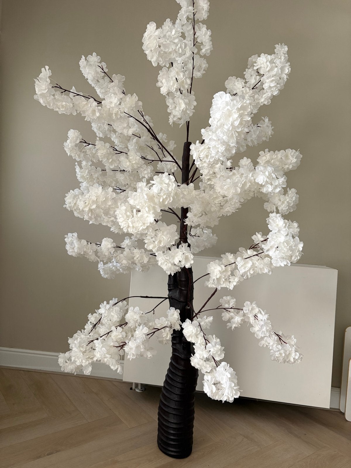 Decoratieve Bloesemboom - Kunstboom met Witte Bloesems, Kunststof, Ophalen of Verzenden, Zo goed als nieuw, Modern