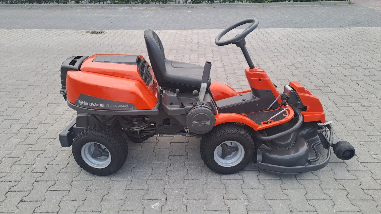Husqvarna Rider R175 AWD 17.5 pk hydrostaat 103cm maaidek, Ophalen, Gebruikt, Mulchfunctie, 90 tot 120 cm
