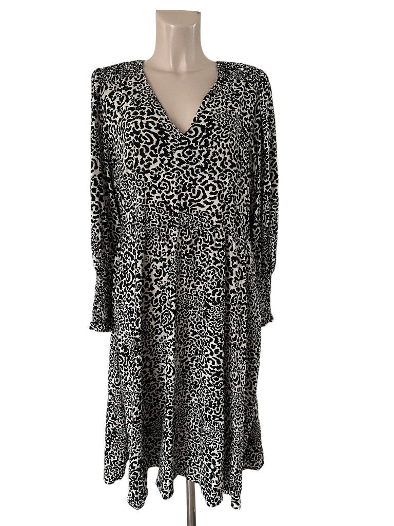 Miljuschka jurk XXL, Zwart, Maat 46/48 (XL) of groter, Ophalen of Verzenden, Zo goed als nieuw