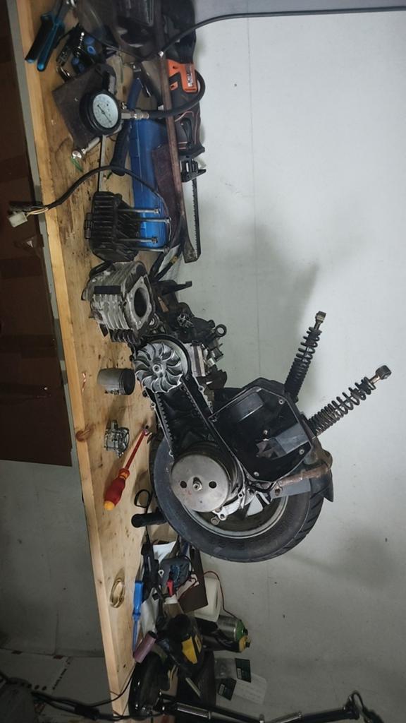 2x 125cc carters cilinders en frame, Ophalen