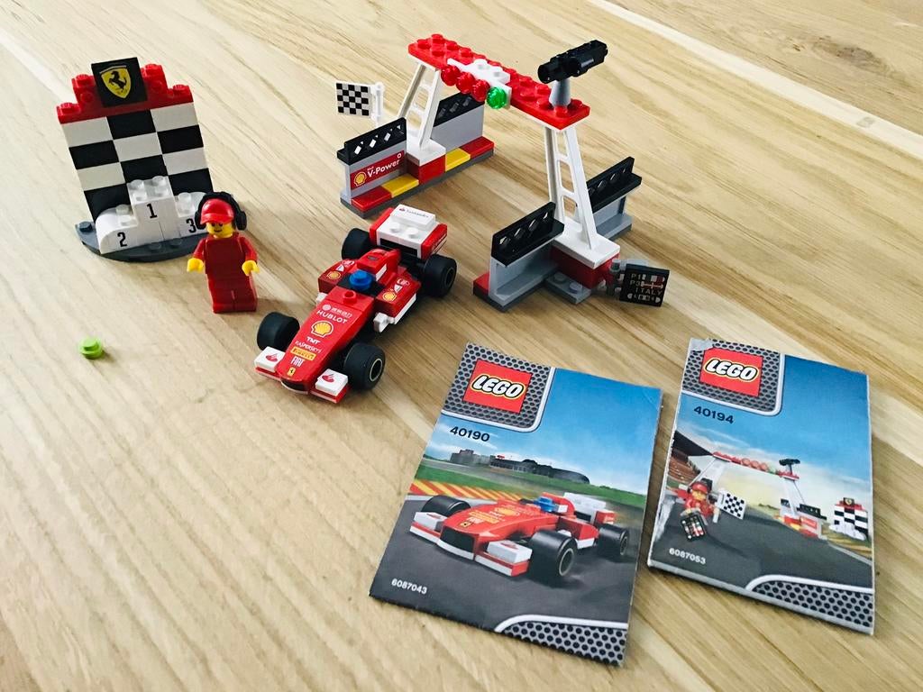 LEGO 40190 / 40194, Ferrari F138, F1,compleet en ZGAN, Compleet, Lego, Ophalen of Verzenden, Zo goed als nieuw