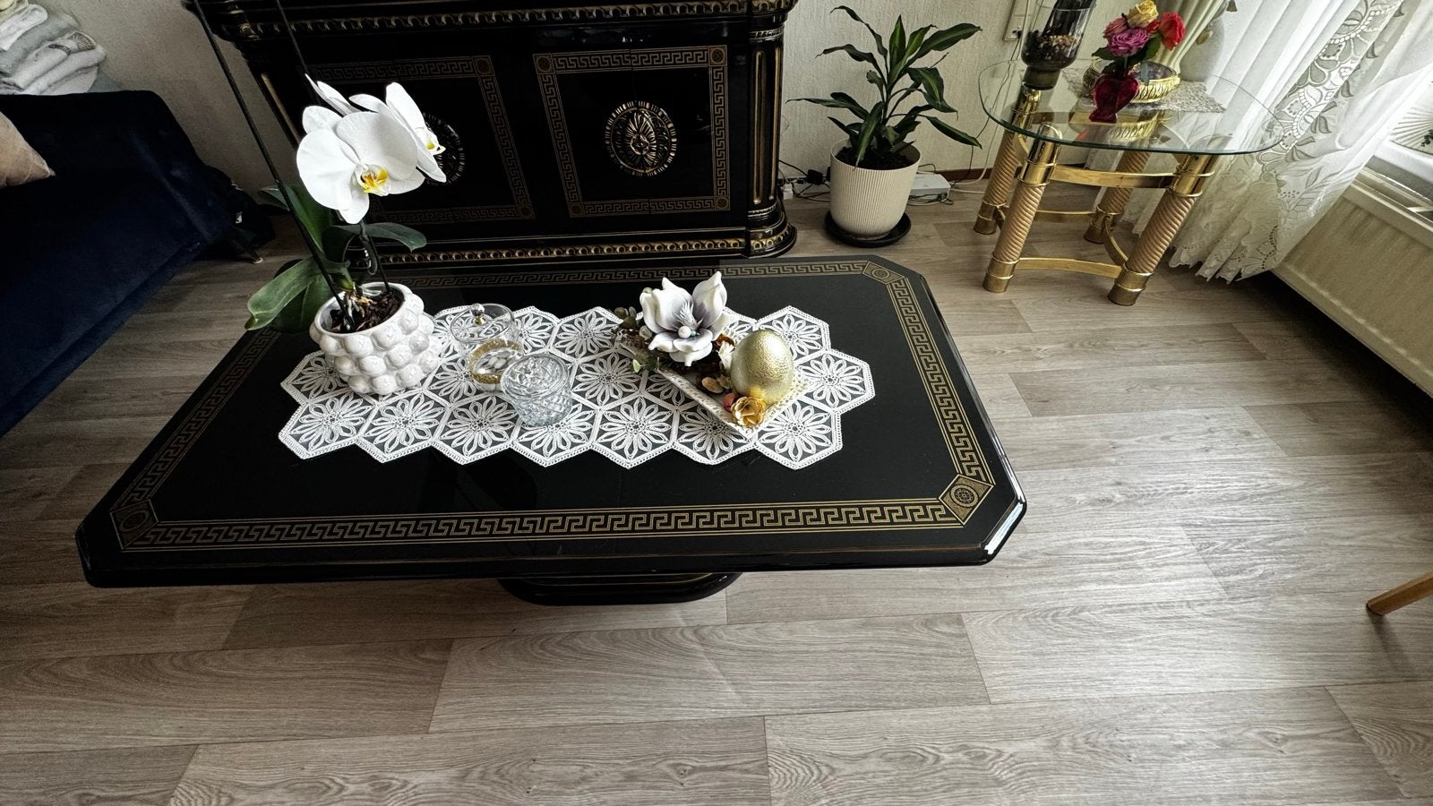 Elegante salontafel met gouden accenten, Huis en Inrichting, Tafels | Eettafels, Ophalen, Gebruikt, 50 tot 100 cm, Vijf personen of meer