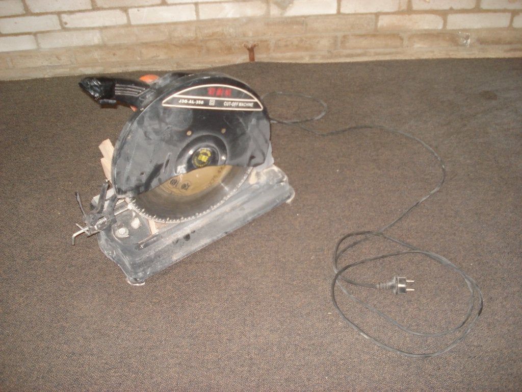 afkortzaag diamant  350  werkend te zien, Ophalen, Gebruikt, Afkortzaag, 30 tot 70 mm