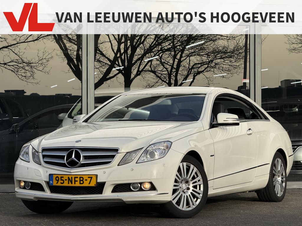 Mercedes-Benz E-Klasse Coupé 200 CGI Elegance | NAP | Navi, Auto's, Mercedes-Benz, Euro 5, Achterwielaandrijving, Zwart, 4 cilinders
