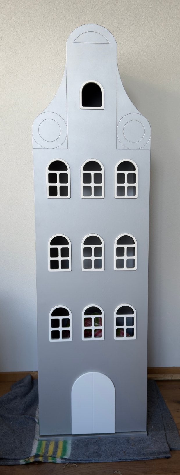 Kast van een huis in zilvergrijs (showmodel), Ophalen, Nieuw