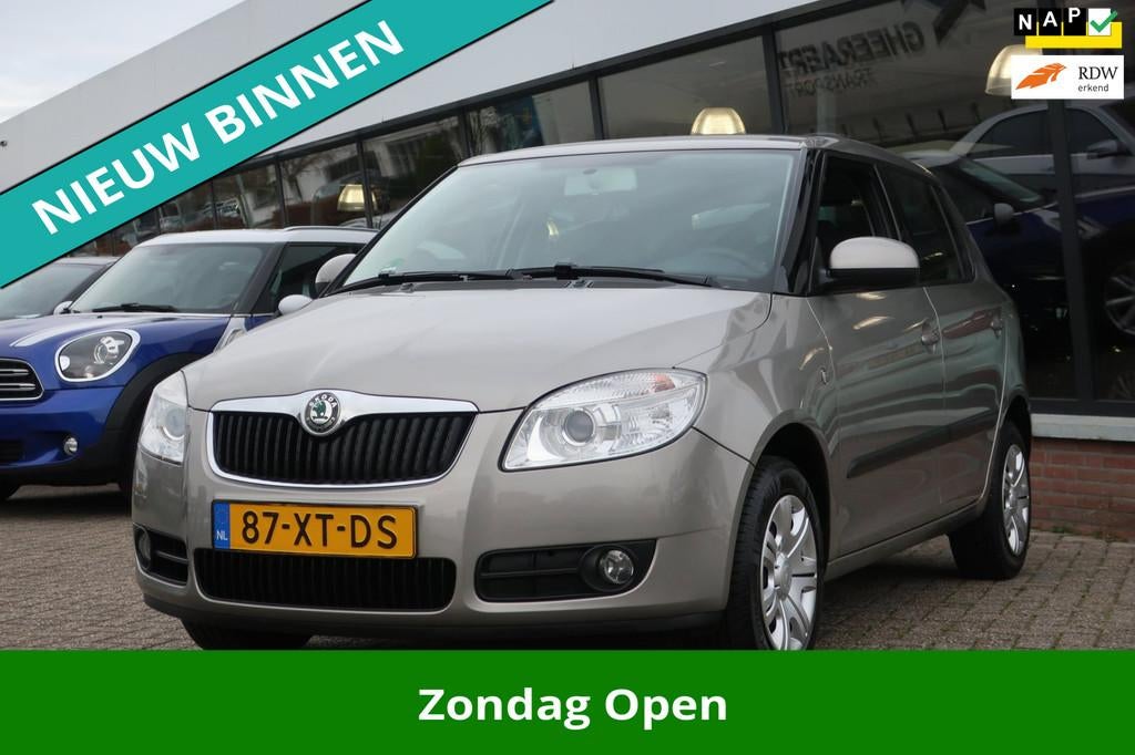 Skoda Fabia 1.4-16V Ambiente 2e EIG_AIRCO_CRUIS_5-DEURS _NAP, Voorwielaandrijving, 4 cilinders, Beige, Origineel Nederlands