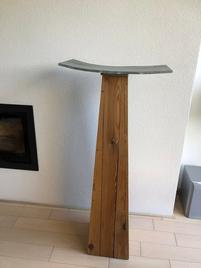 Houten zuil met metalen schaal, 130 cm hoog., Ophalen, Zo goed als nieuw