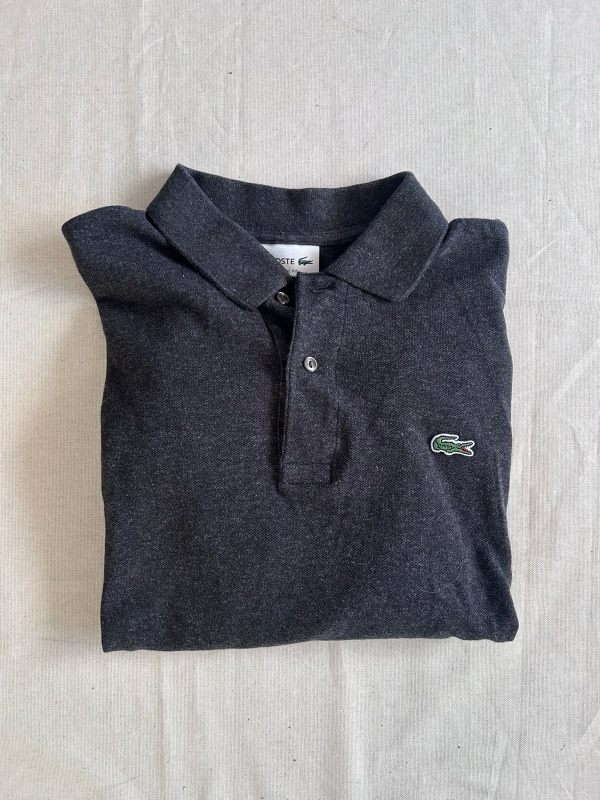 Lacoste donkergrijze heren polo maat M, Kleding | Heren, Ophalen of Verzenden, Zo goed als nieuw, Maat 48/50 (M), Grijs